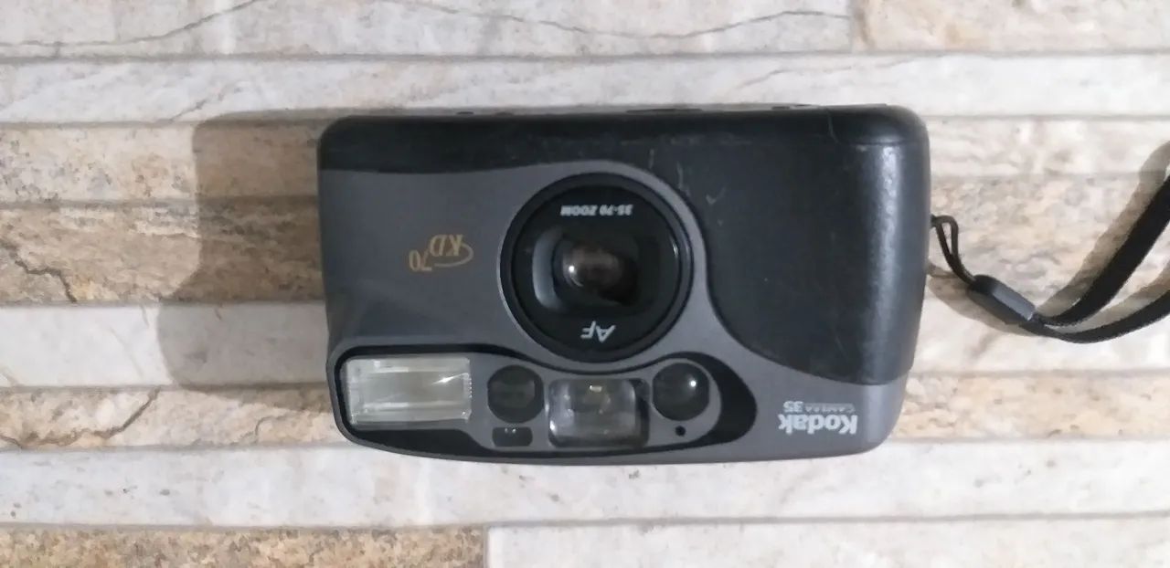 Vendo  câmera analógica Kodak KD 70  - Foto 2