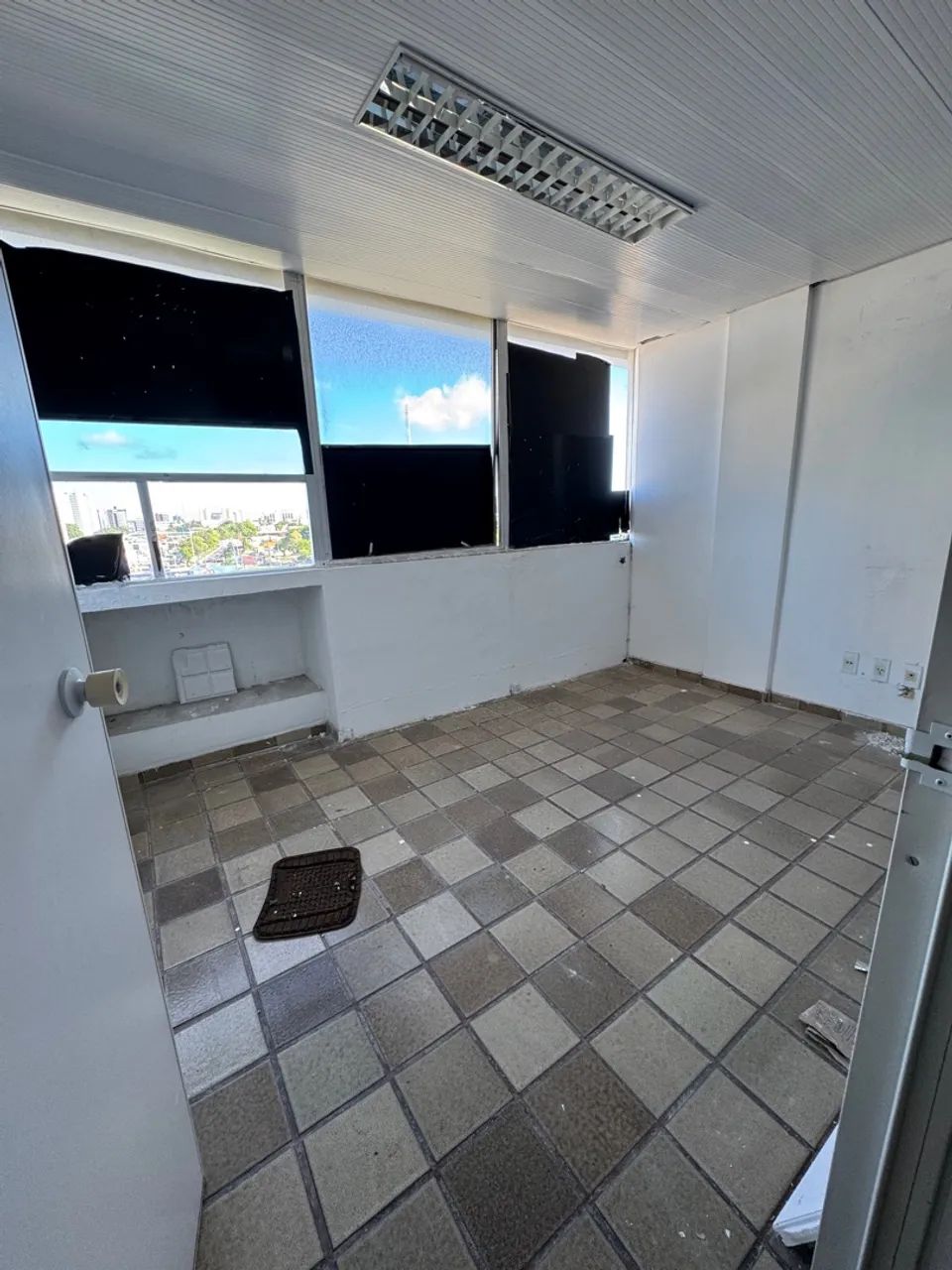 SALA COMERCIAL NO RUI PALMEIRA. Farol! Oportunidade  - Foto 4