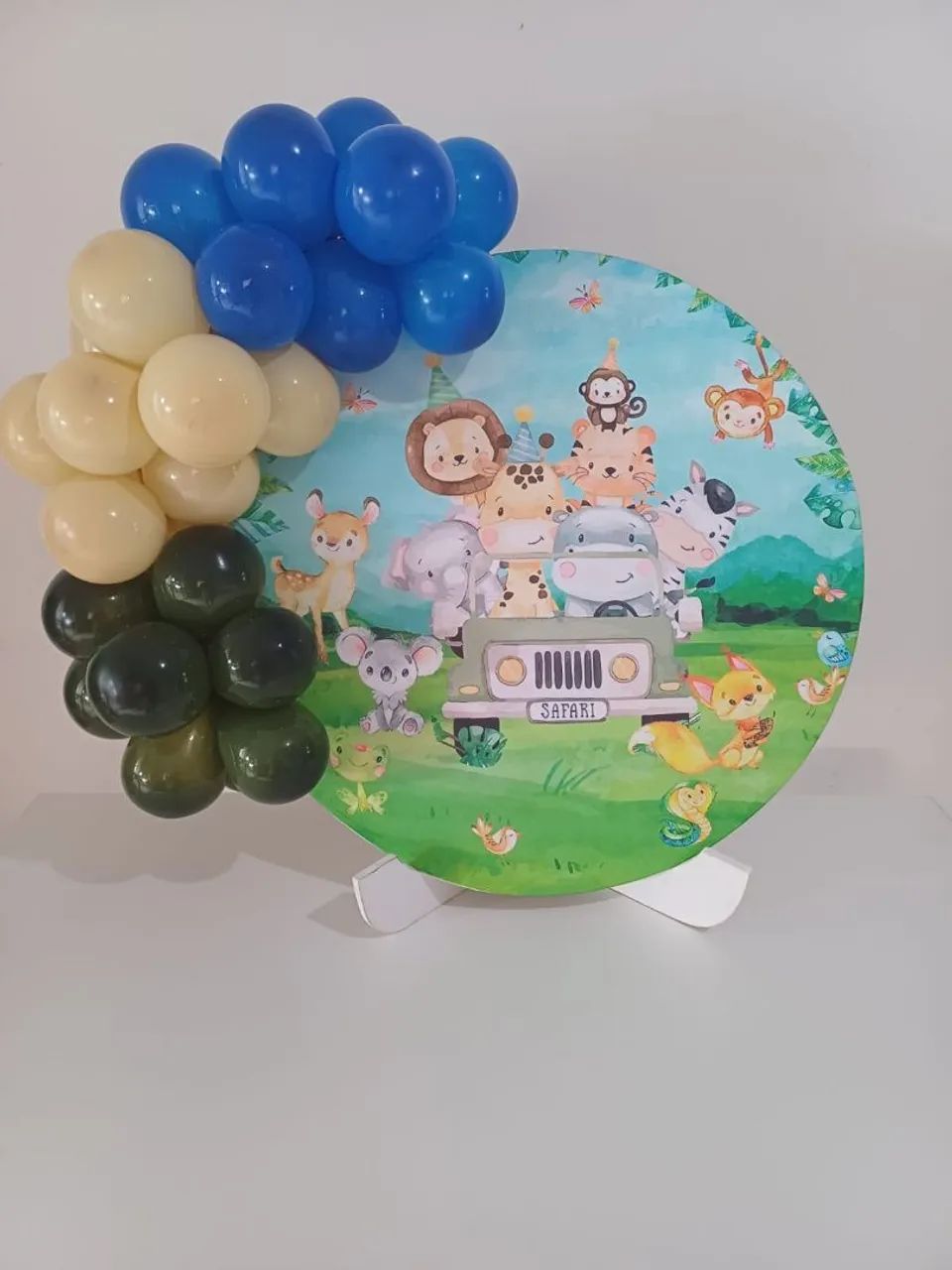 Kit Decoração Festa Stitch e outros  alugueis de painéis e mesas - Foto 3
