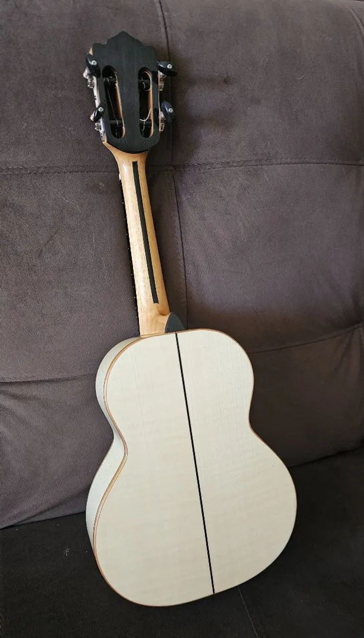 Cavaquinho de faia - Rubens Leão 2025 - Foto 3