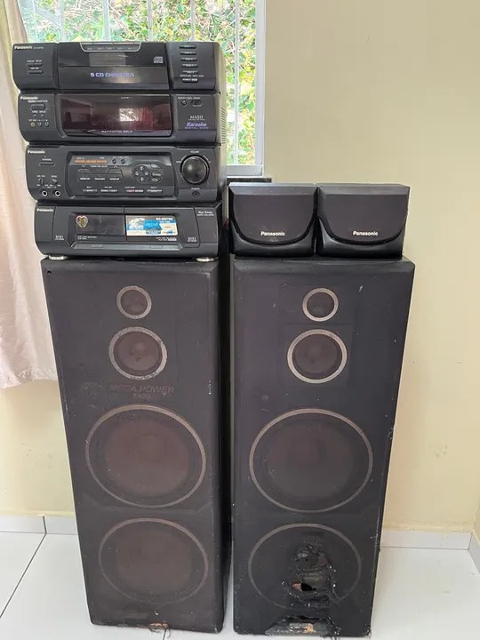 Aparelho de som Panasonic - Com defeito