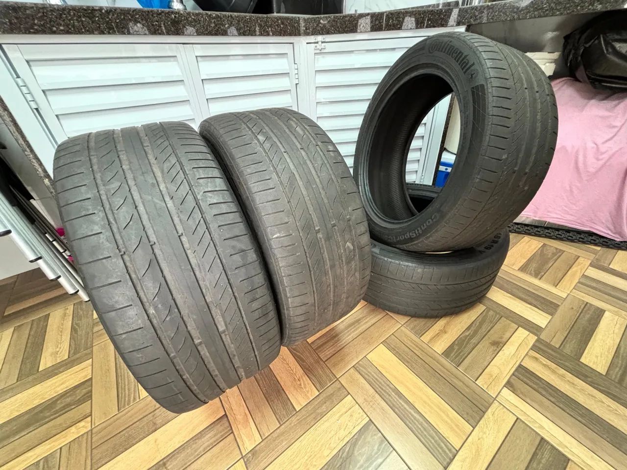 Pneus Continental R19 seminovos - Foto 2