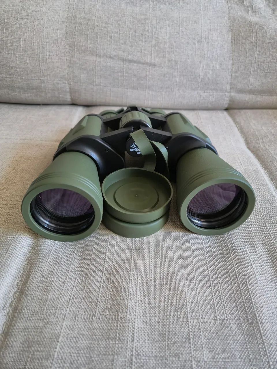 Binóculo de longo alcance 20x50