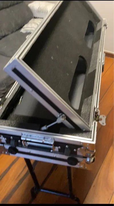 Hard Case / suporte para teclados - Foto 2