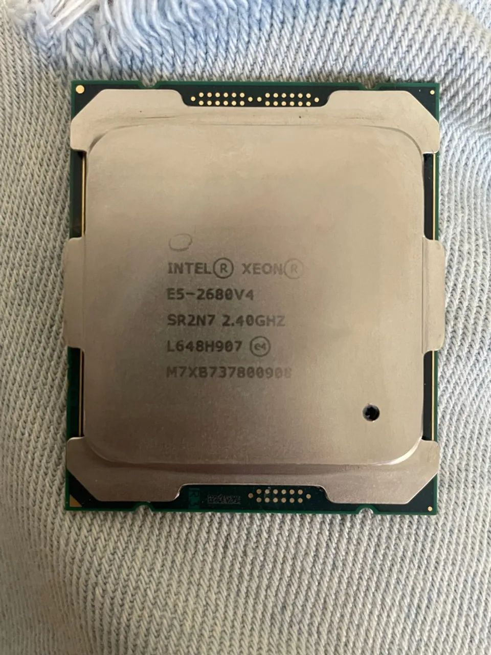 Processador Intel Xeon E5-2680v4