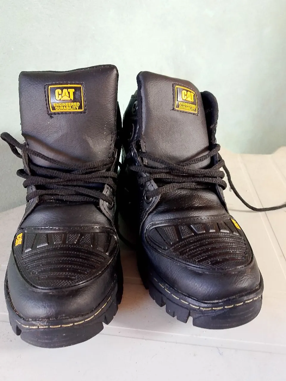 Botas Caterpillar Preta