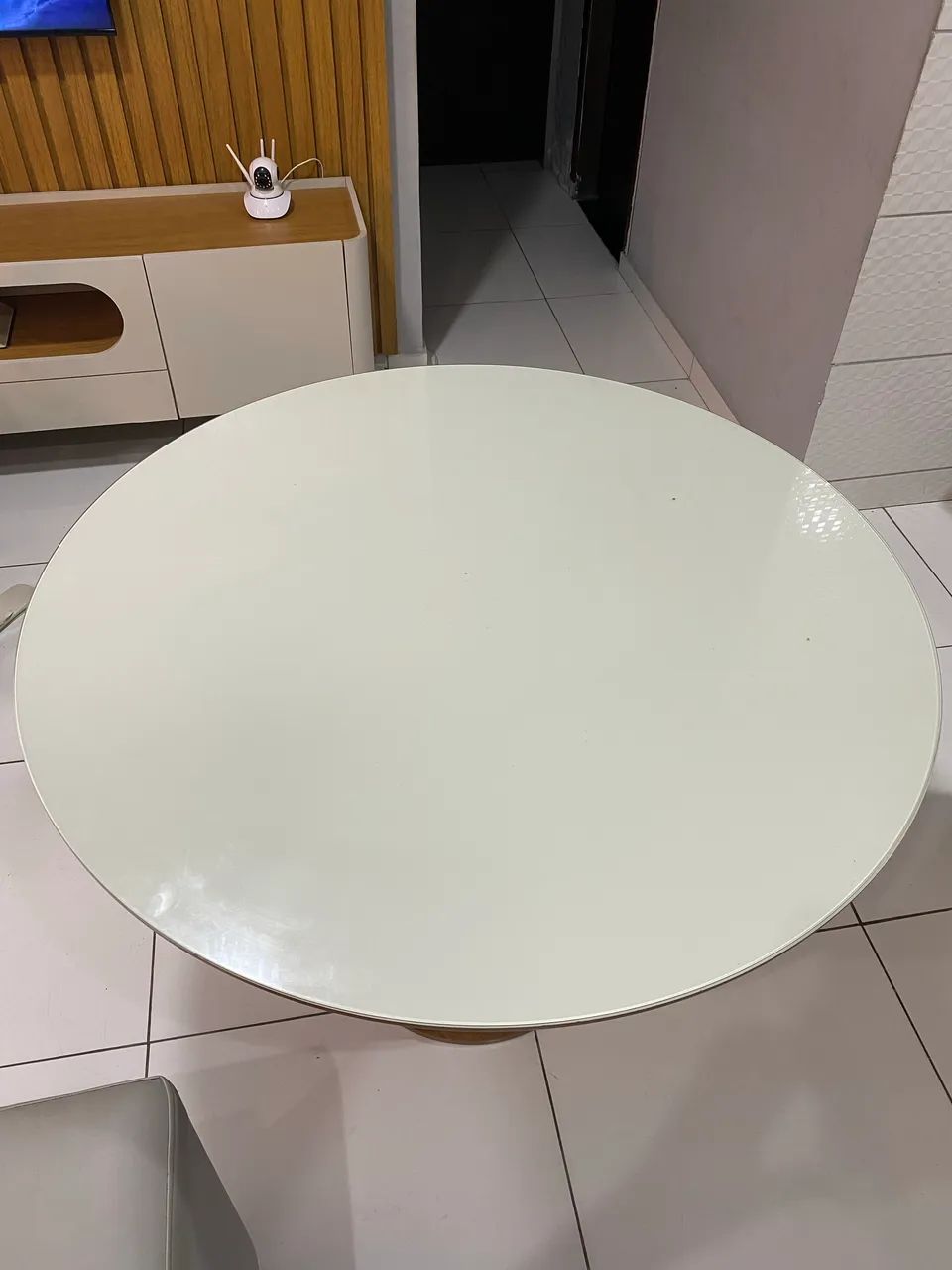 MDF TABLE WITH GLASS TOP64294100267906124