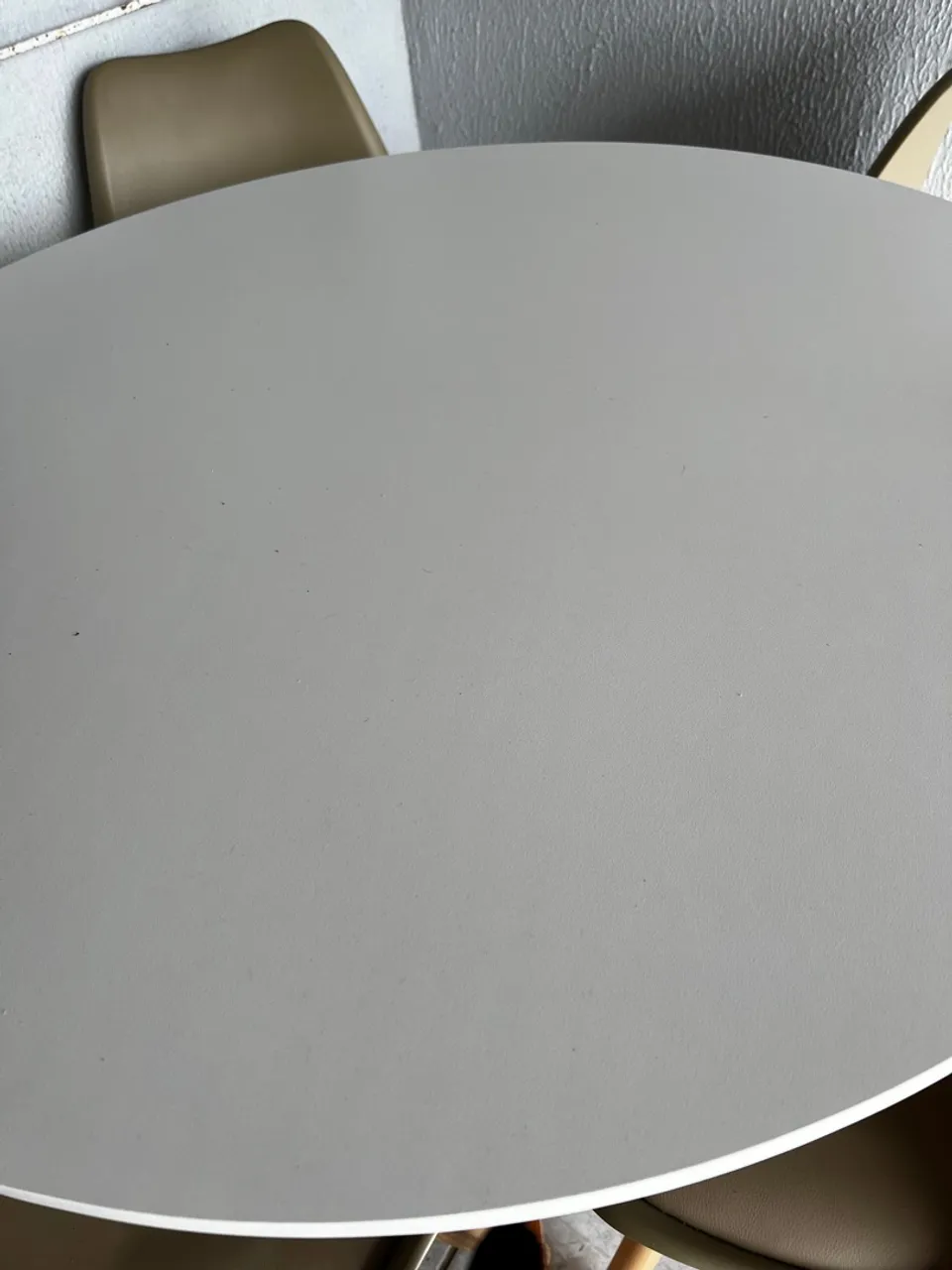 Mesa de jantar com 4 cadeiras
