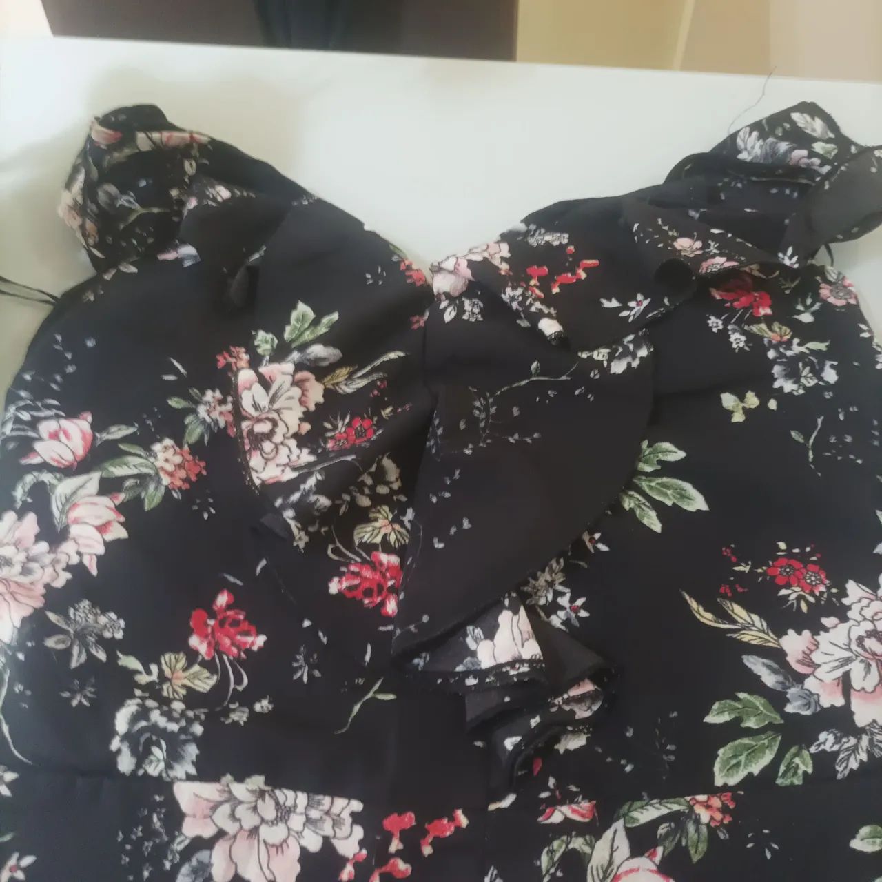 Macacão Floral Preto  - Foto 2