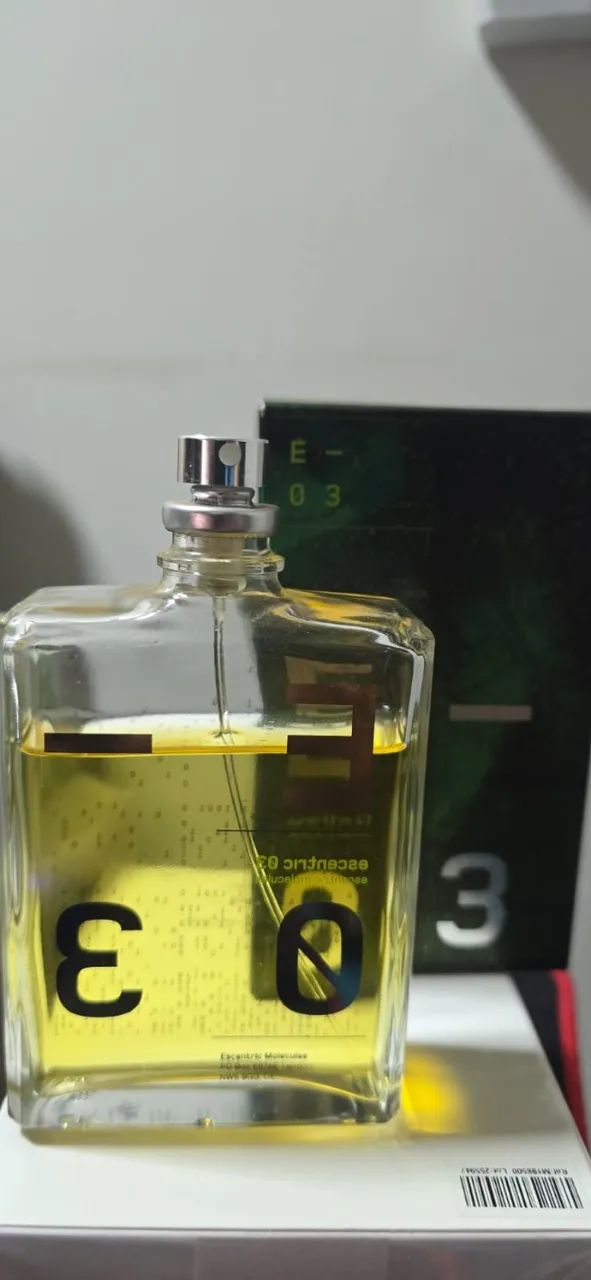 Perfume Escentric 03 Escentric Molecules - Foto 2
