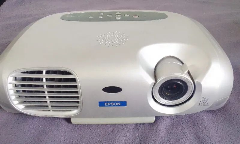 Projetor EPSON - Emp-Sh1, usado