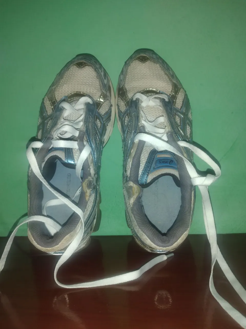 Tênis Asics azul usado 36