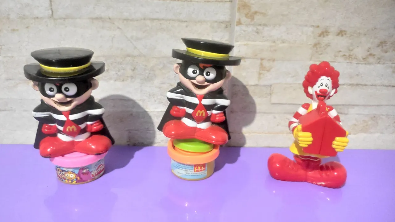 Turma do McDonald's - Brinquedos McDonald's (30 cada)