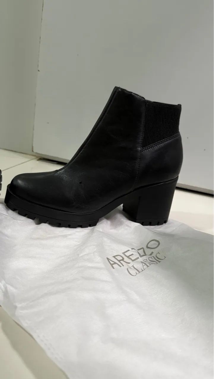 Bota Arezzo Classic Preta TAM: 38 - Foto 4
