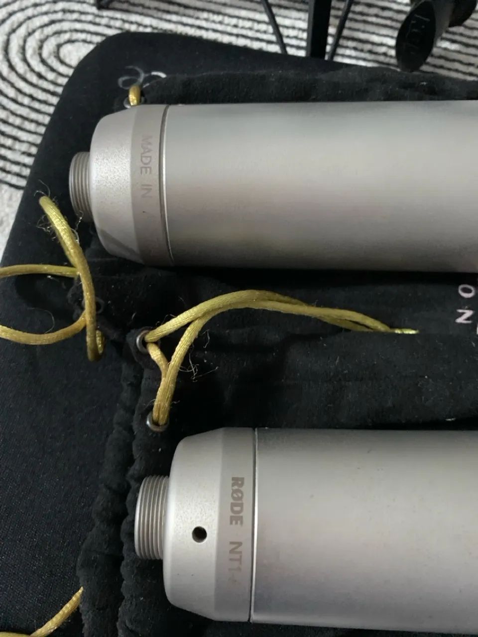 Microfone RØDE NT1-A