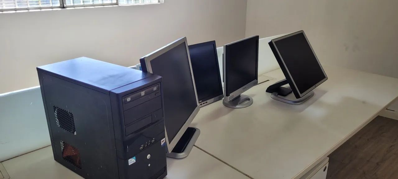 Lote de itens de informatica monitores perifericos cpu - Foto 2