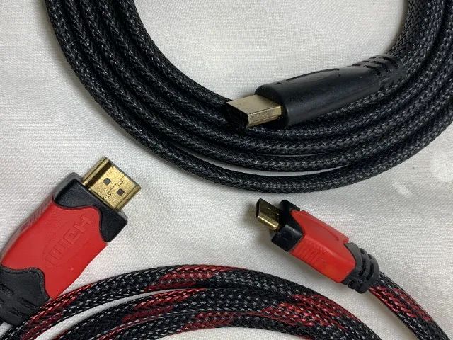 kit 2 Cabos HDMI com malha + 1 suporte de parede universal TV Monitor usados - Foto 5