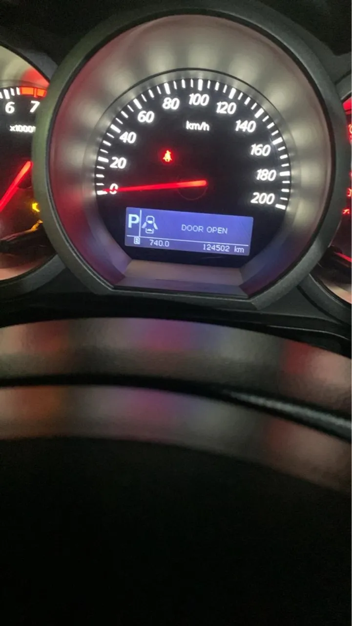 VAGA DE MECANICO DE CARRO E AUXILIAR
