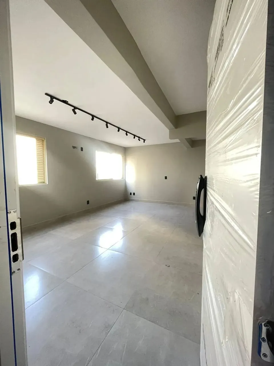 Apartamento à venda, Setor Oeste, Goiânia, GO