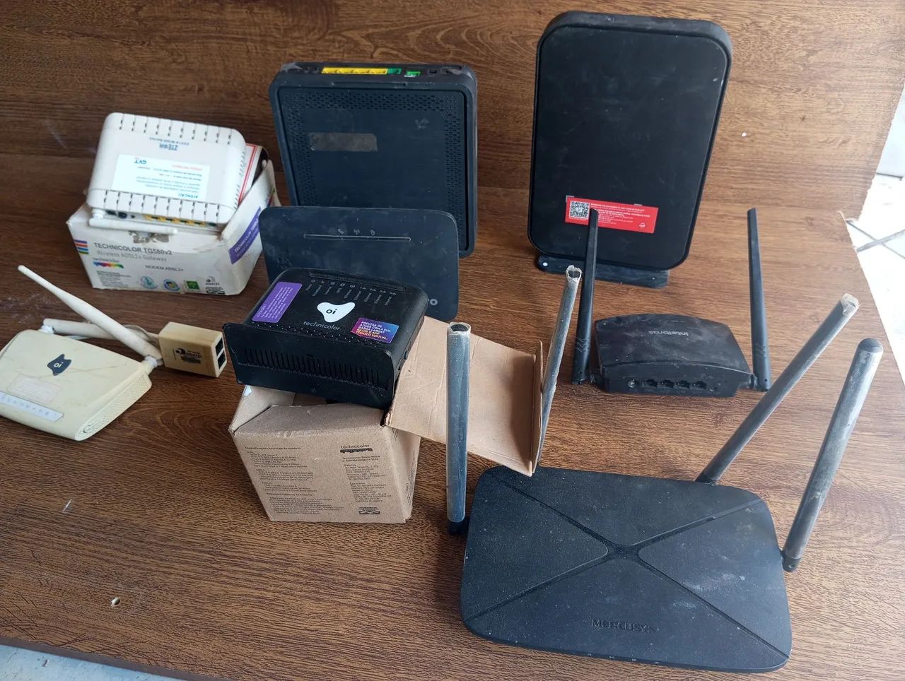 Lote de Roteadores e Modems