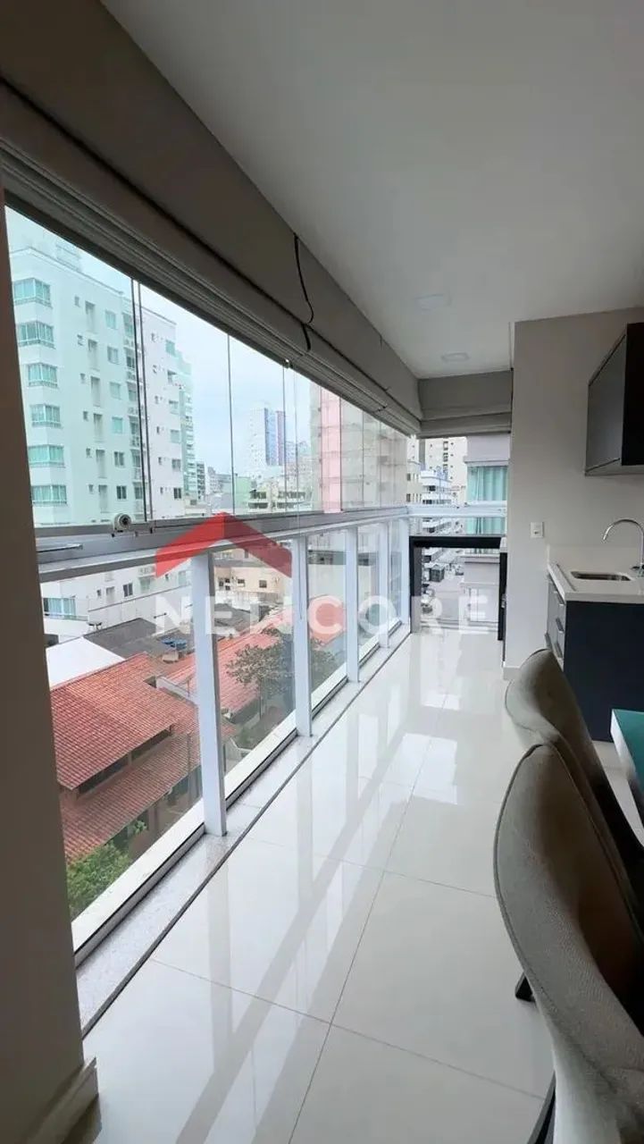 Apartamento em Rua 262 - Meia Praia - Itapema/SC