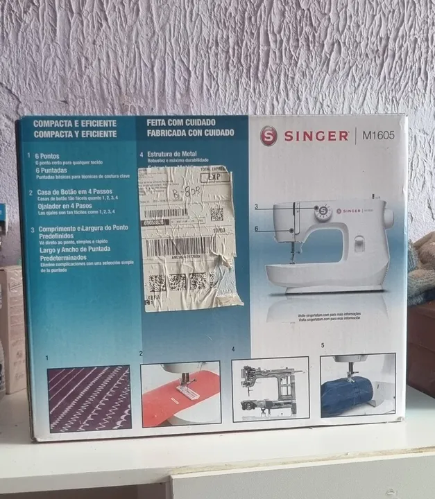 Máquina de Costura Singer M1605