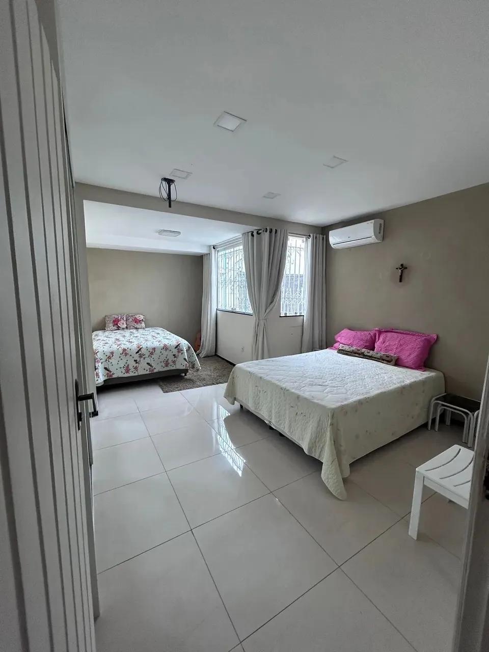 Casa de andar no bairro Suíça com 3 salas comerciais / RN