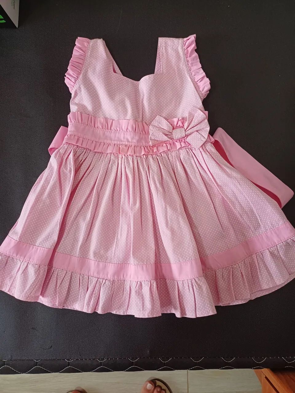 Conjunto de Vestidos de Festa Rosa (Tam. 1 a 2 anos) e Bege com bolinhas (Tam. 1 ano). - Foto 4