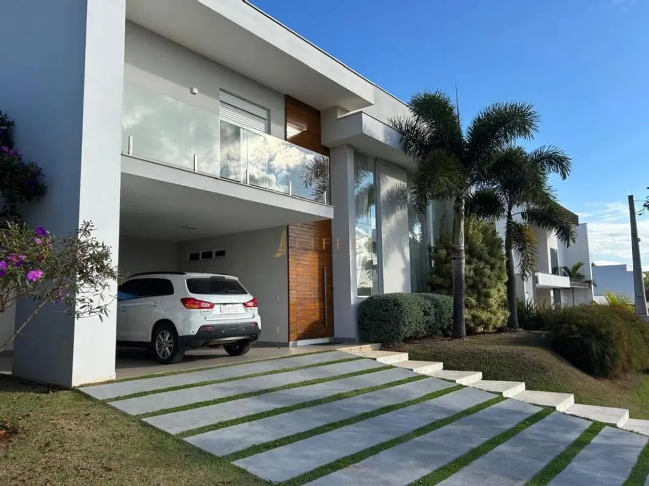 Sobrado à venda e para alugar em Sorocaba, Condomínio Residencial Terras de São Lucas, com