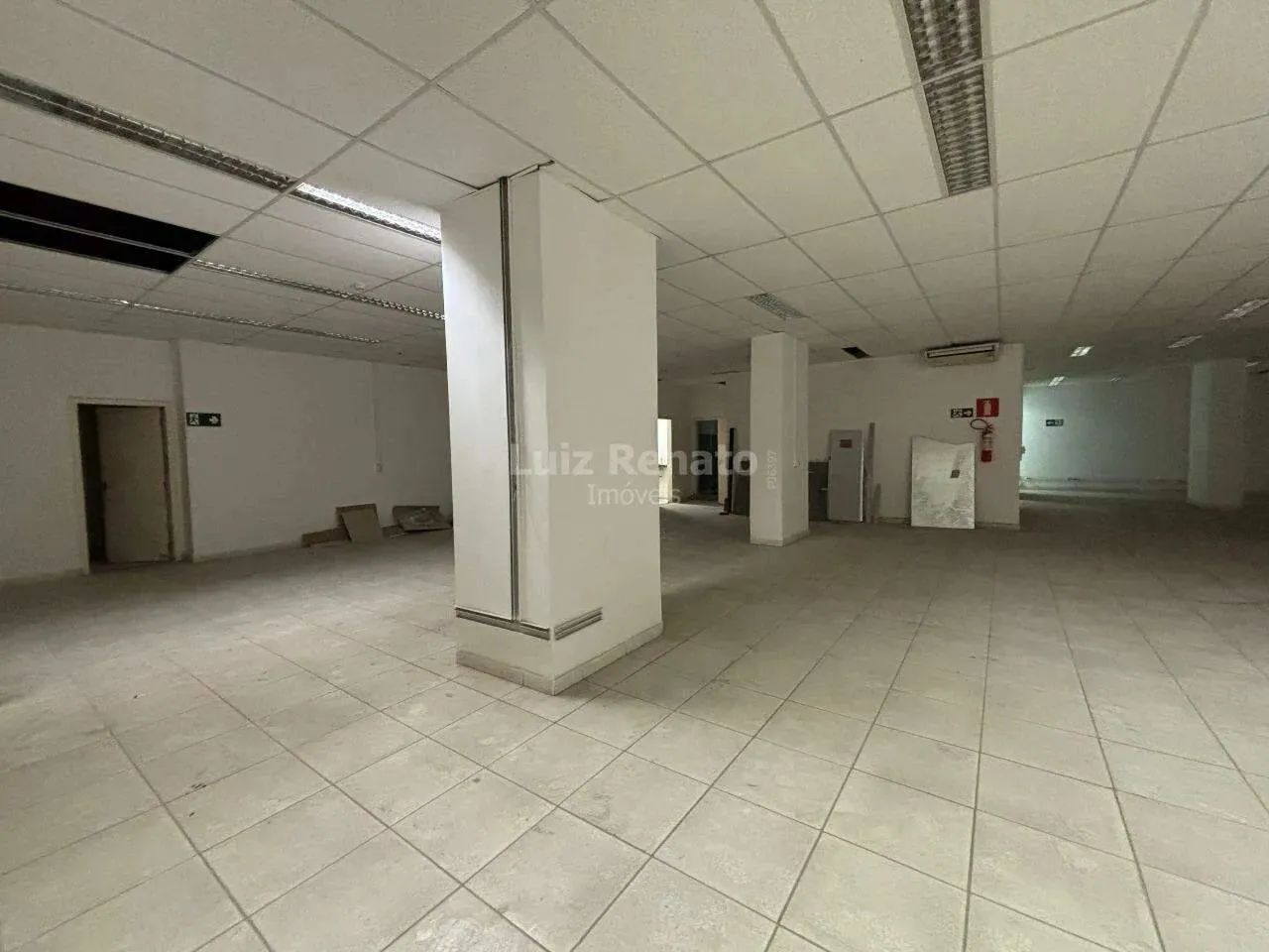 Loja Comercial para Locação  841,12m²  Savassi