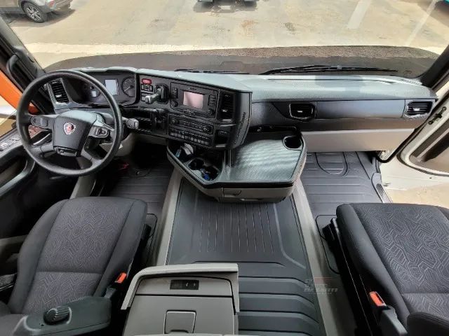 Scania R 450 Highline 6x2 Ano 2022/23 - Foto 10