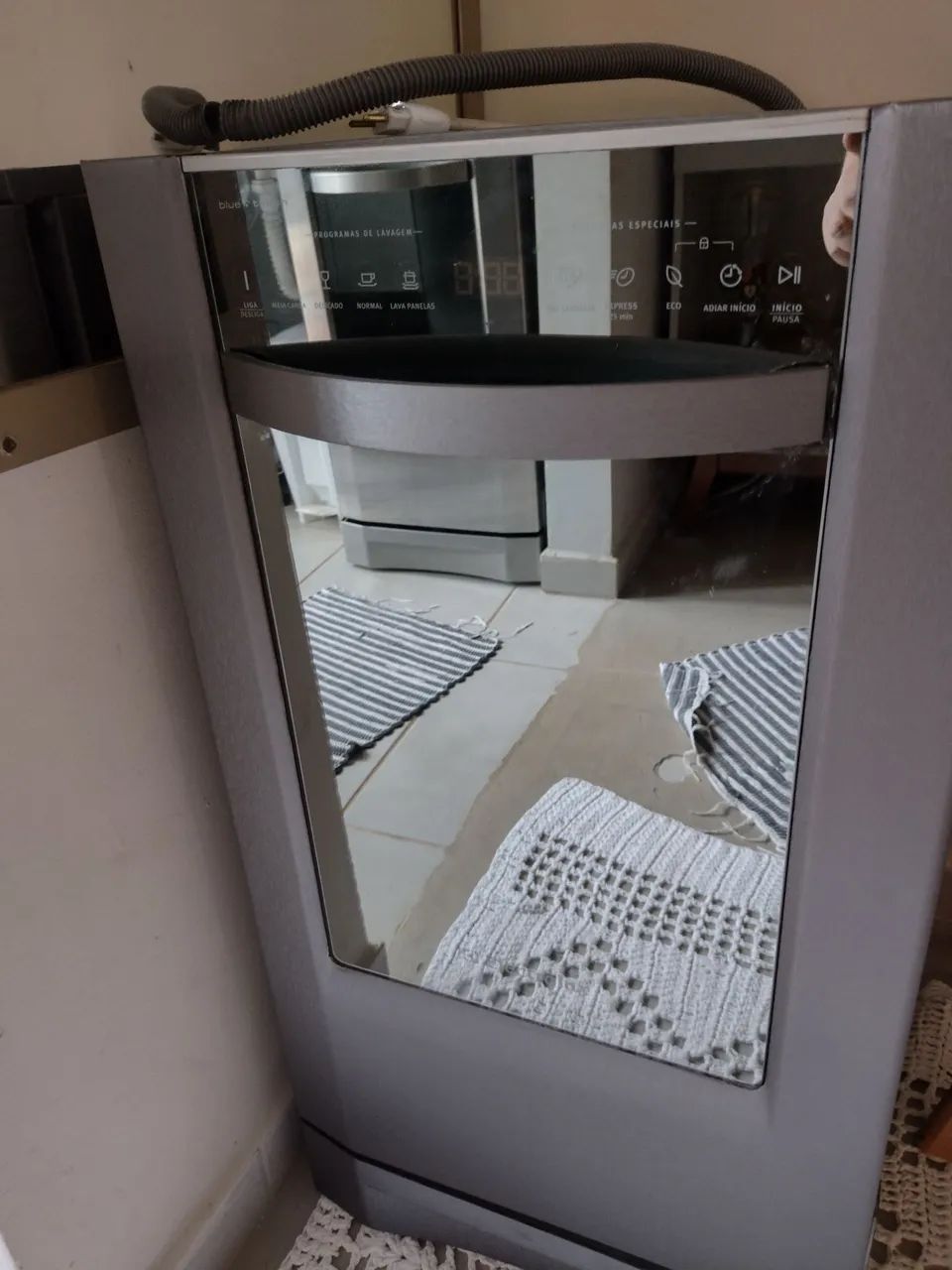 Lava louças Electrolux Blue Touch LE 9x 9 serviços  - Foto 5