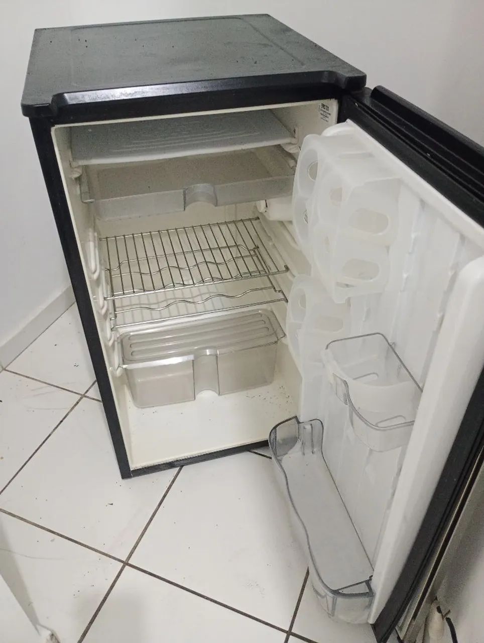 Frigobar Brastemp - Ótimo Estado !!! - Foto 4