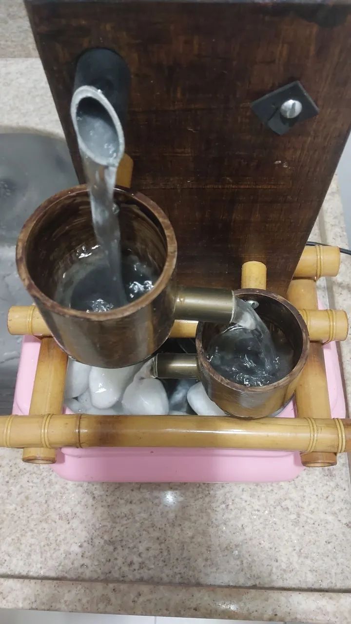 Fonte de água decorativa em bambu - Foto 2