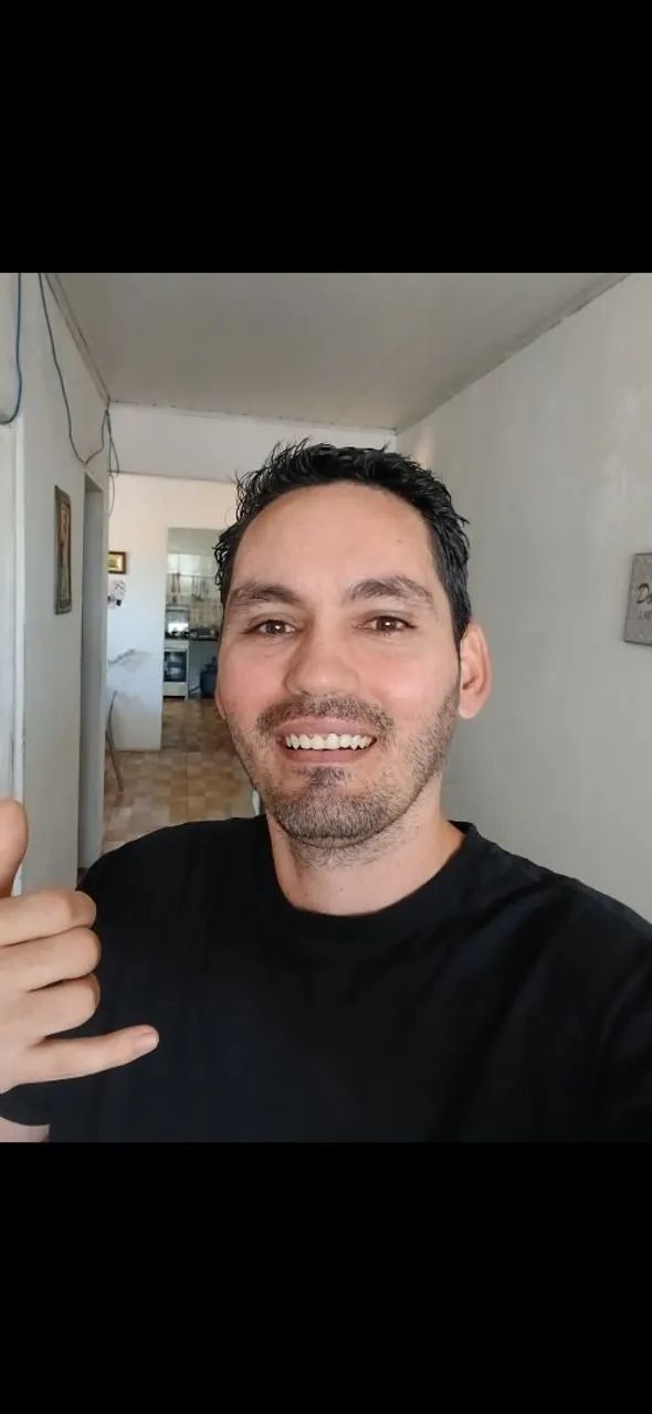 Ofereco-me atendente e auxiliar 