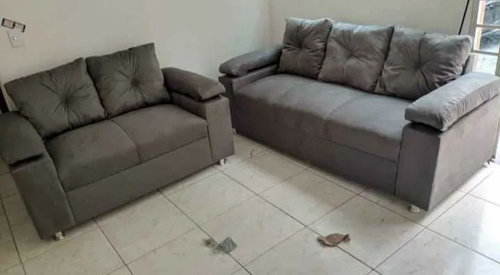 Sofá novo 2&3 lugares compacto - preço exclusivo