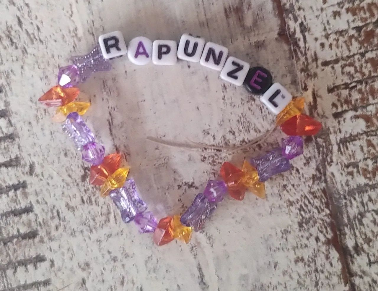 Pulseiras de miçangas personalizadas - Princesas Disney  - Foto 2