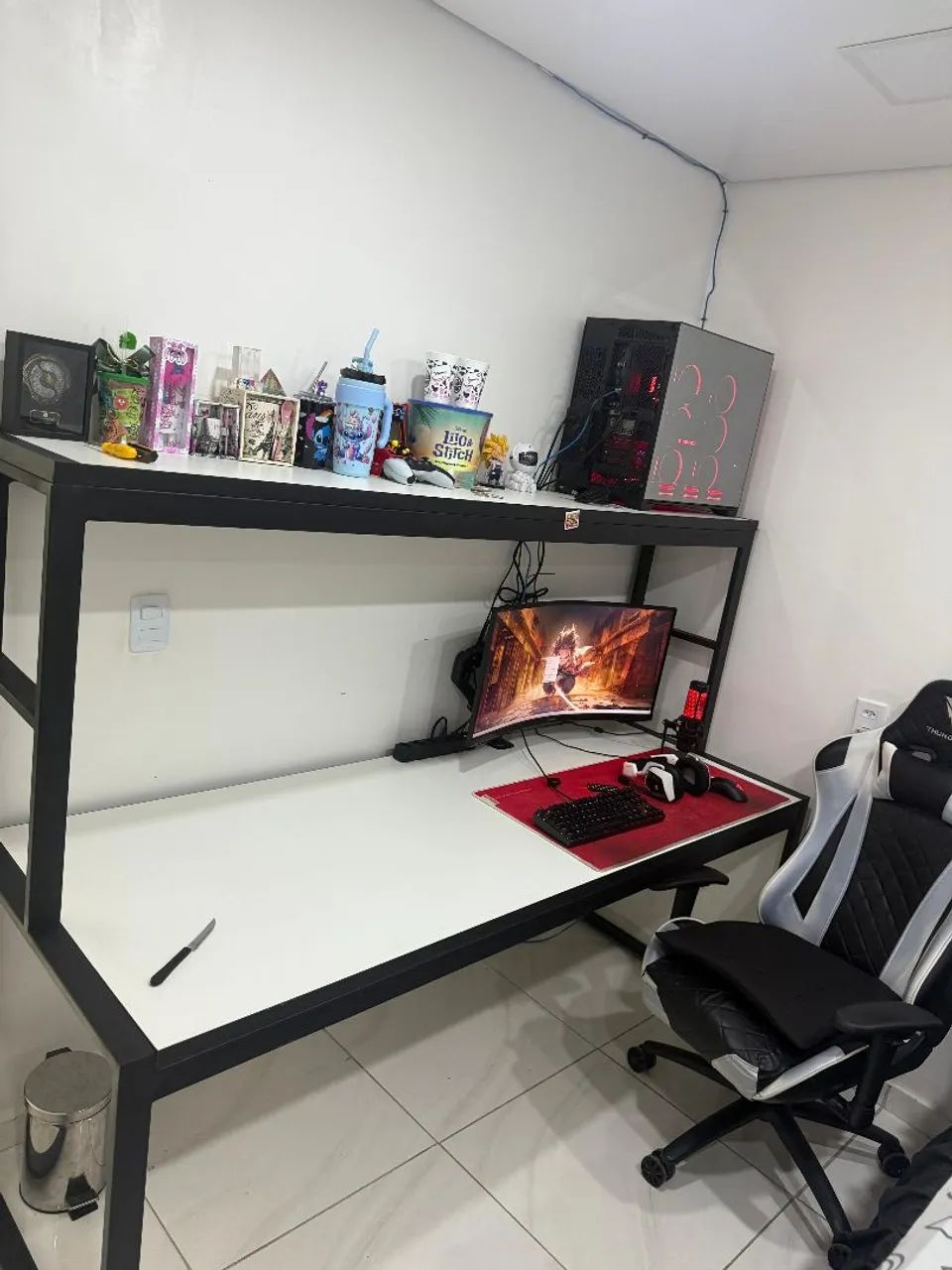 Mesa gamer com desaner 
