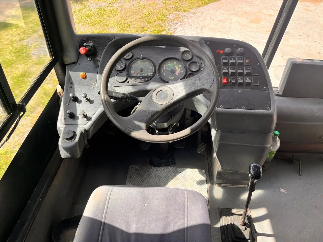 Motorhome 2008 motor o 500 Mercedes bens mesmo do Atego 2426 - Foto 6