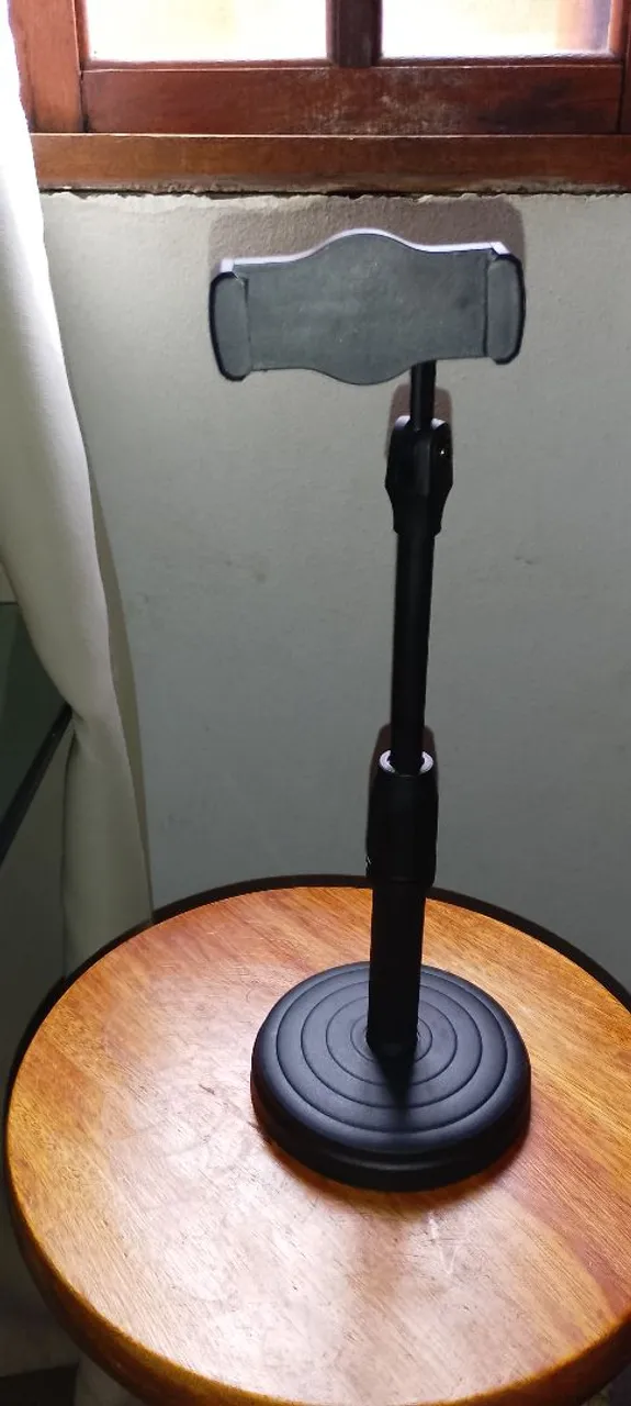 Suporte para celular com base redonda