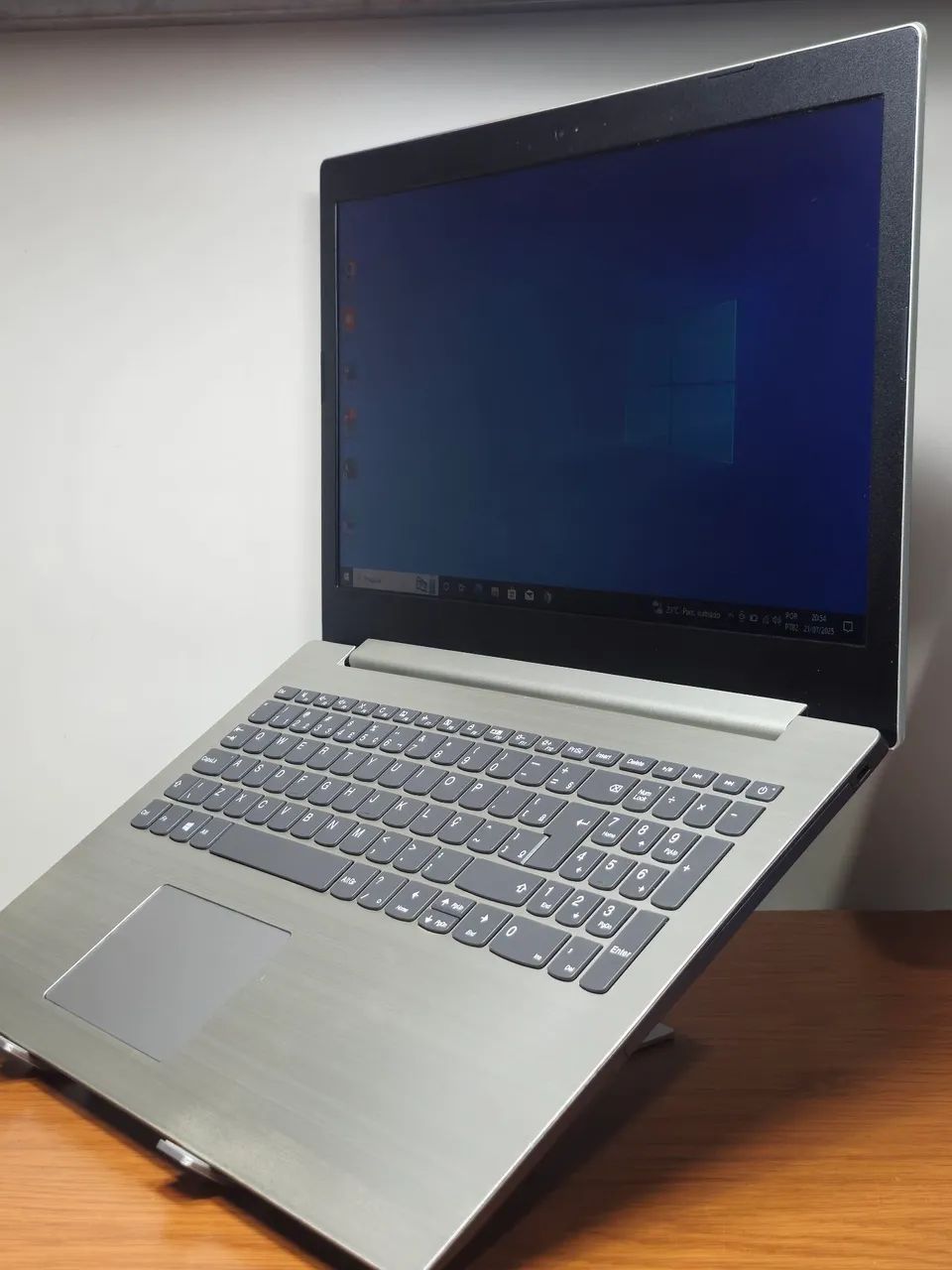 Lenovo ノートPC Intel Core i5 8GB Notebook Lenovo Core i5 8th/ 8GB/ 256GB - Notebooks - Valentina de