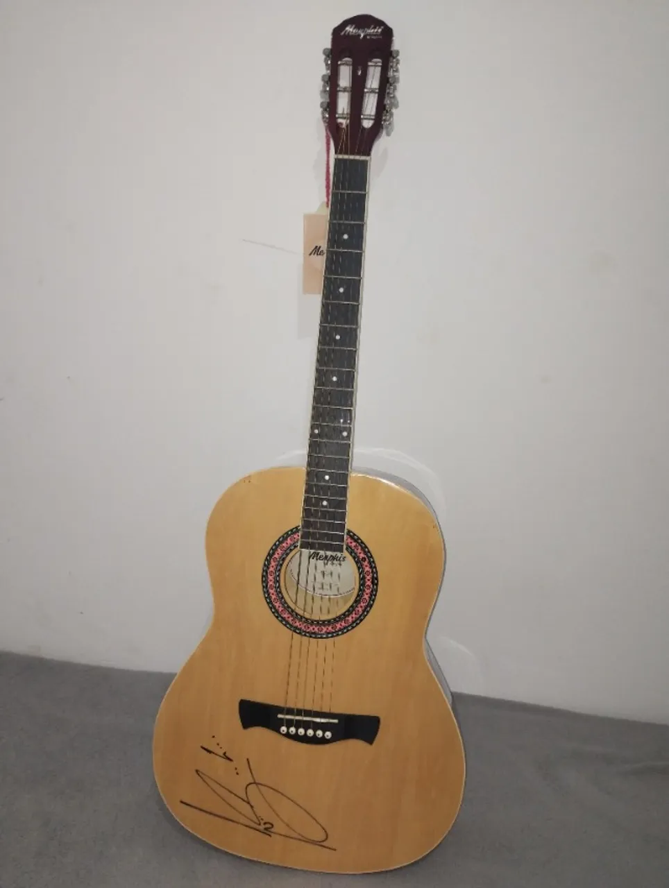 Violão autógrafado pelo Luan Santana original
