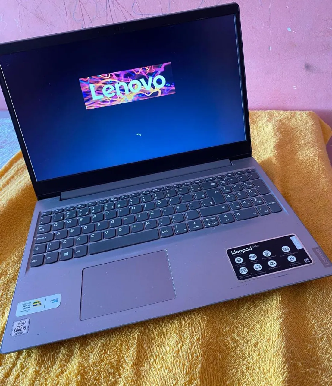 Notebook Lenovo EXCELENTE DESEMPENHO!!