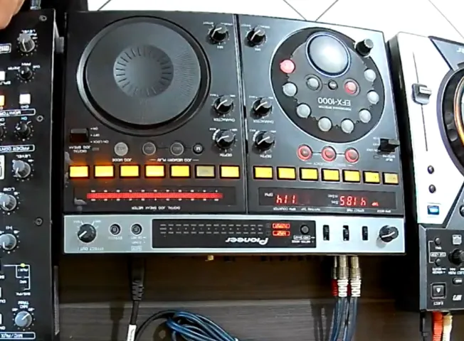CDJ 400 PIONEER (2 unid) - Aparelhos de Som - Prainha, Santarém