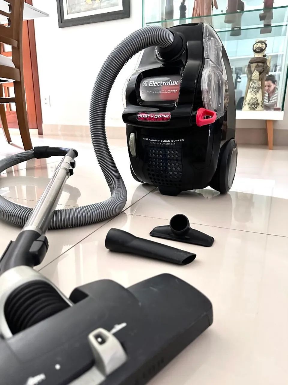 Vendo Aspirador de Pó Semi-novo.  - Foto 3