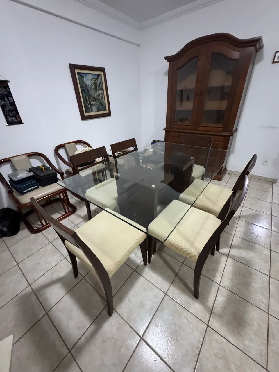Mesa de Jantar com 6 cadeiras