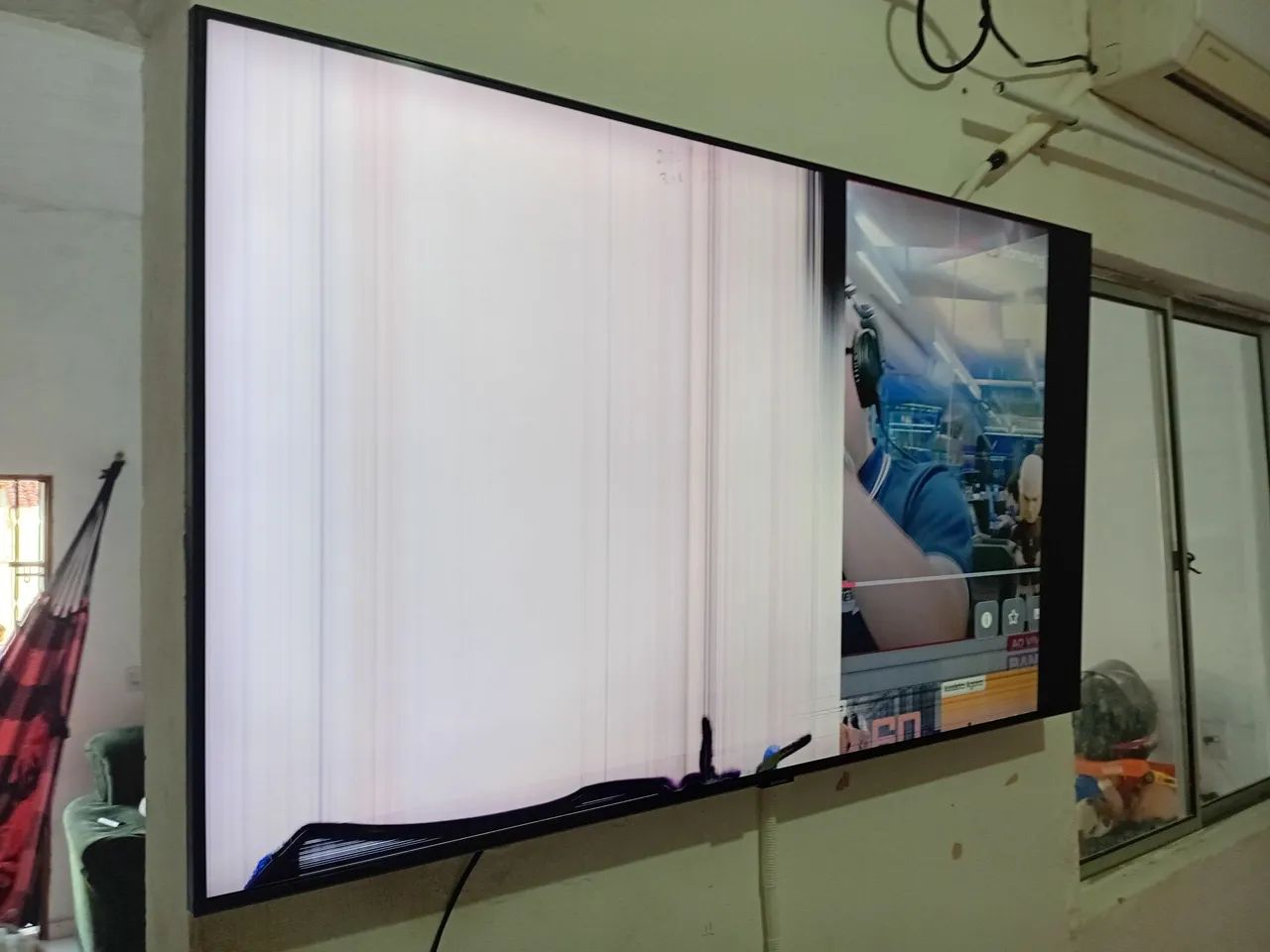 Smart TV Samsung 50 polegadas tela com de tela  - Foto 2