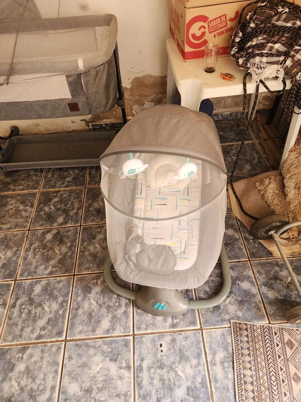 Cadeira de balanço automática para bebê  - Foto 2