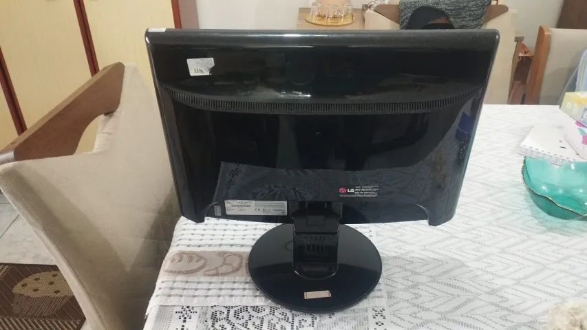 monitor LG 19" - Foto 3