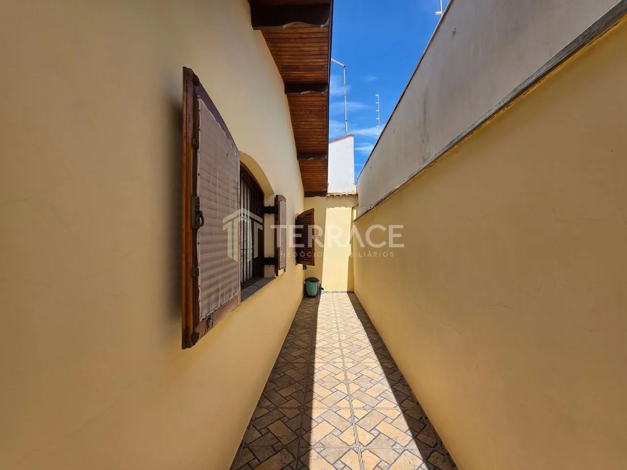 Casa Térrea com 2 quartos (1 Suíte)  Ambientes Amplos - Foto 4